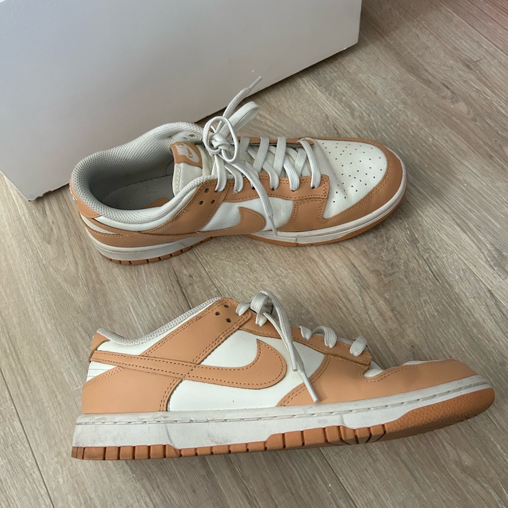 Nike Low Dunk Harvest Moon Size 9 Mens